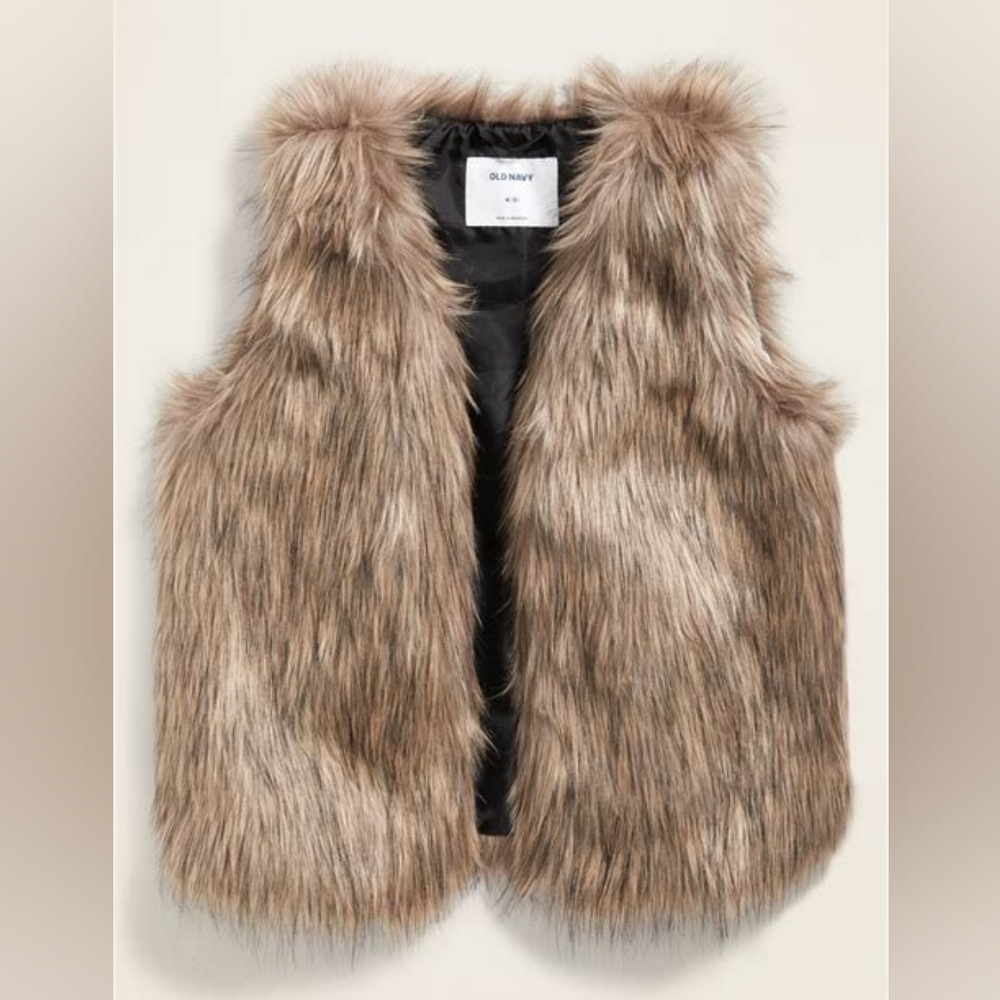 Girls faux fur vest